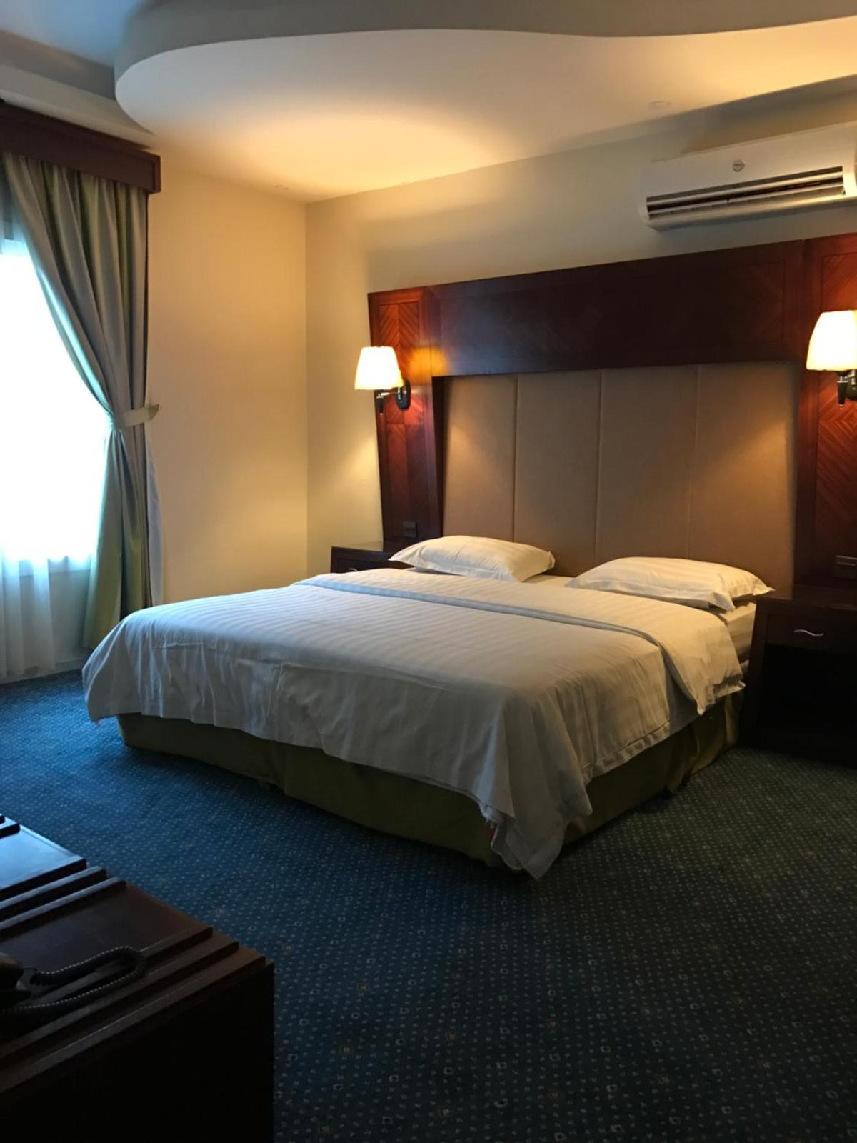 Ayoon Almmlaka Hotel Suites Main image 1